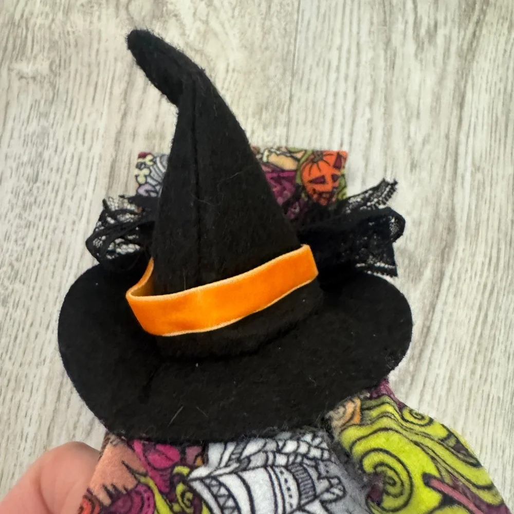 Enchanting Black and Multicolor Witch Hat Baby Bling Bow for Babies